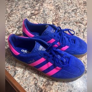 Adidas Gazelle - Like New